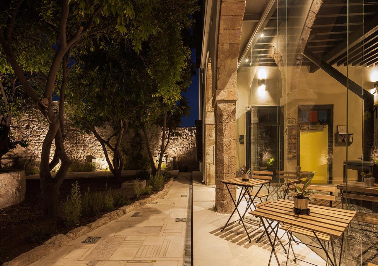 Casa Mespilea 2*